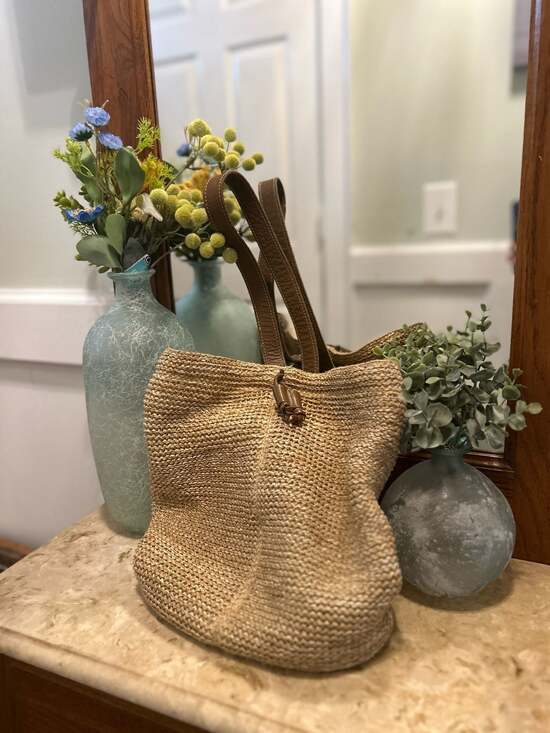 Lauren Alexandra Straw Woven Tote Bag, Summer Boho Resort Market Style - Picture 3 of 9